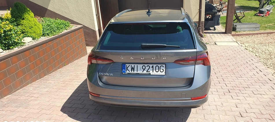 Skoda Octavia cena 110500 przebieg: 16800, rok produkcji 2022 z Wieliczka małe 106